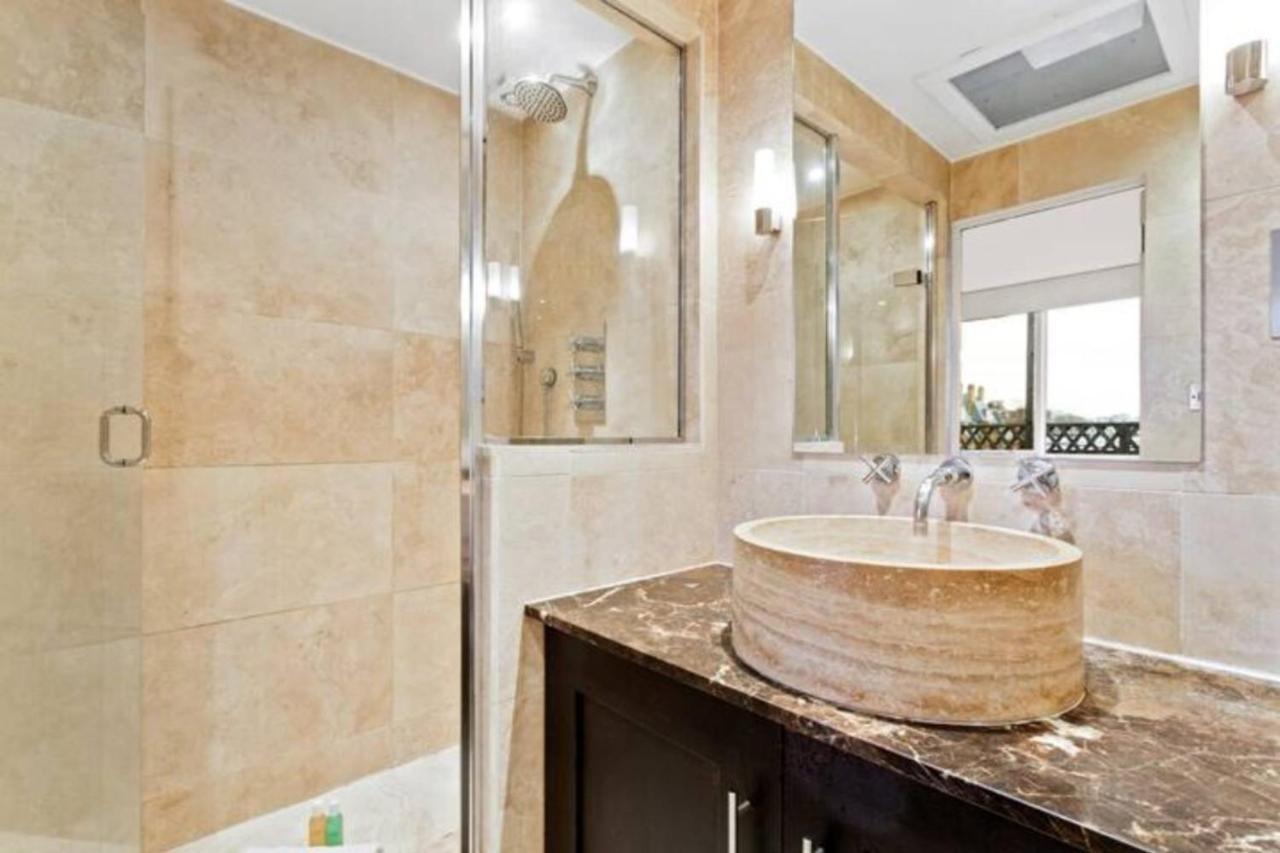 Bright 2 Bedroom Near The Natural History Museum Londen Buitenkant foto